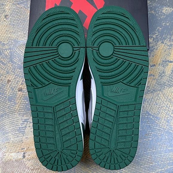 Nike Air Jordan 1 Hi Retro Gorge Green DZ5485-303 1985 Pine Toe - Picture 7 of 11